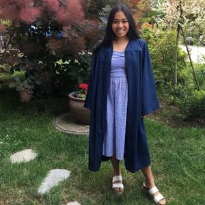 Meet your Posher, Monica